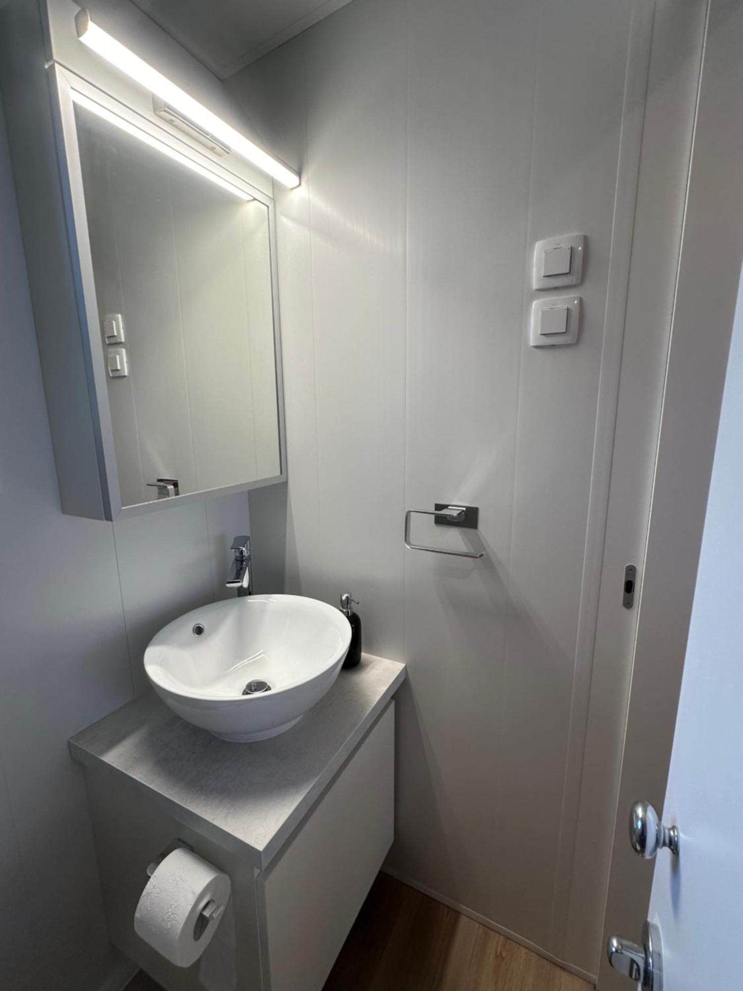 Mobile Home - Sea La Vie บีโอกราดนาโมรู ภายนอก รูปภาพ