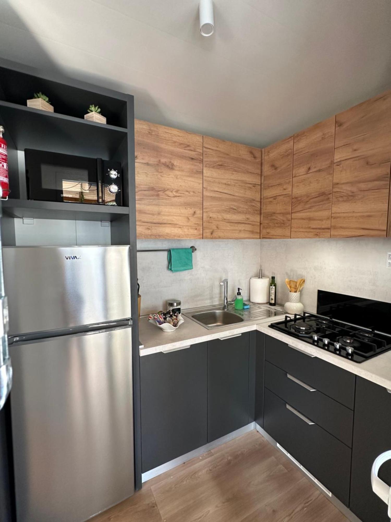 Mobile Home - Sea La Vie บีโอกราดนาโมรู ภายนอก รูปภาพ
