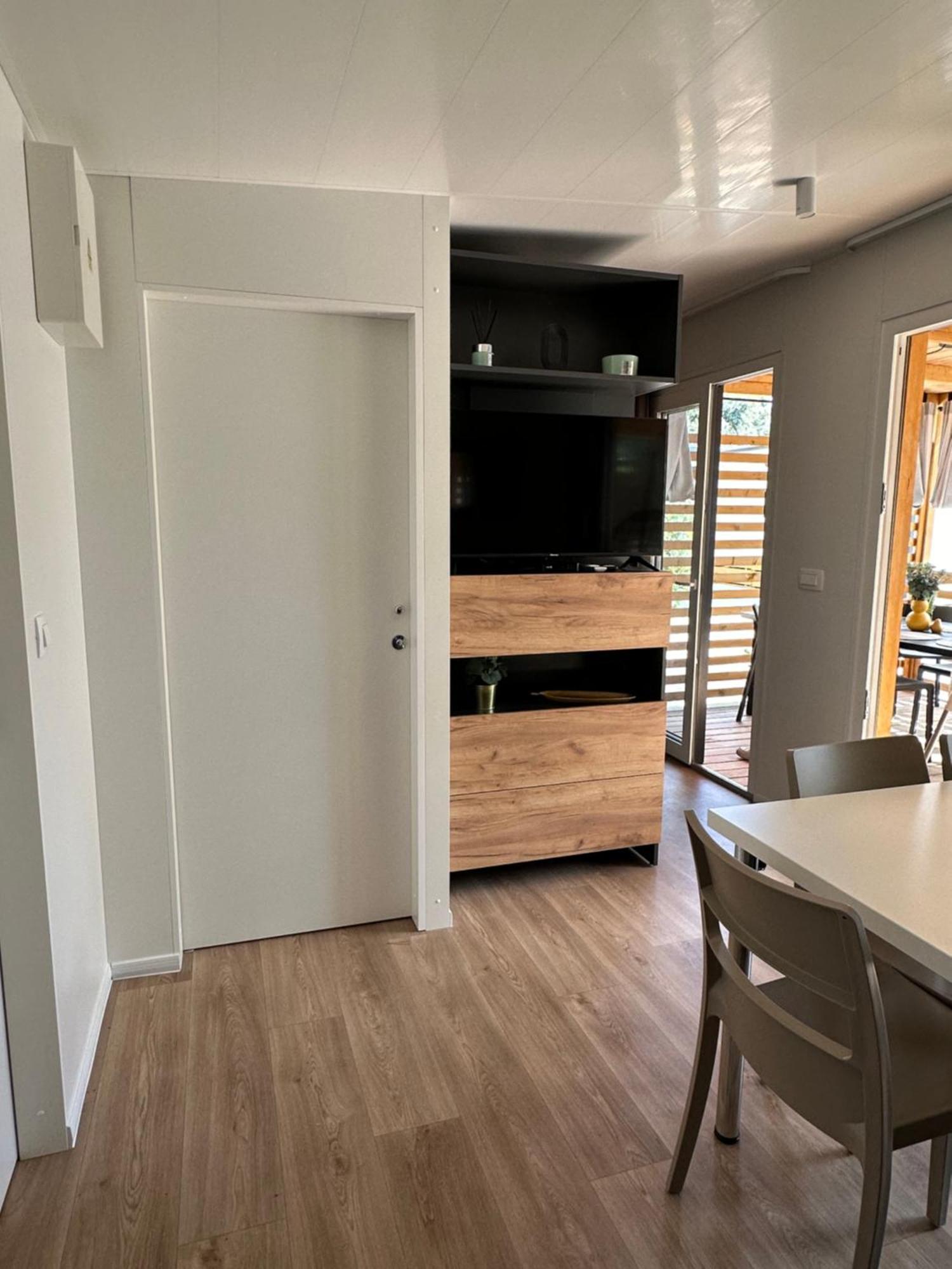 Mobile Home - Sea La Vie บีโอกราดนาโมรู ภายนอก รูปภาพ