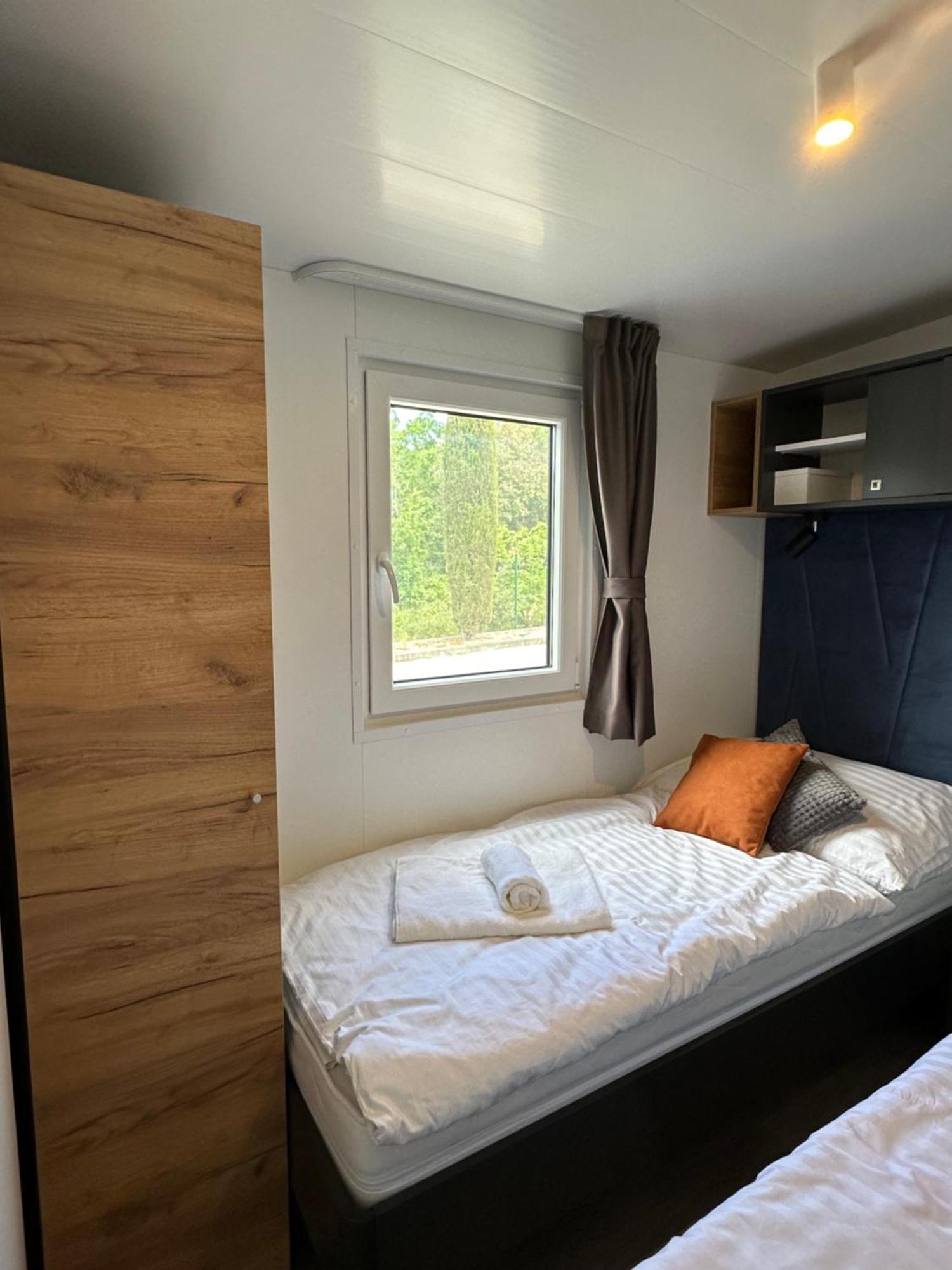 Mobile Home - Sea La Vie บีโอกราดนาโมรู ภายนอก รูปภาพ